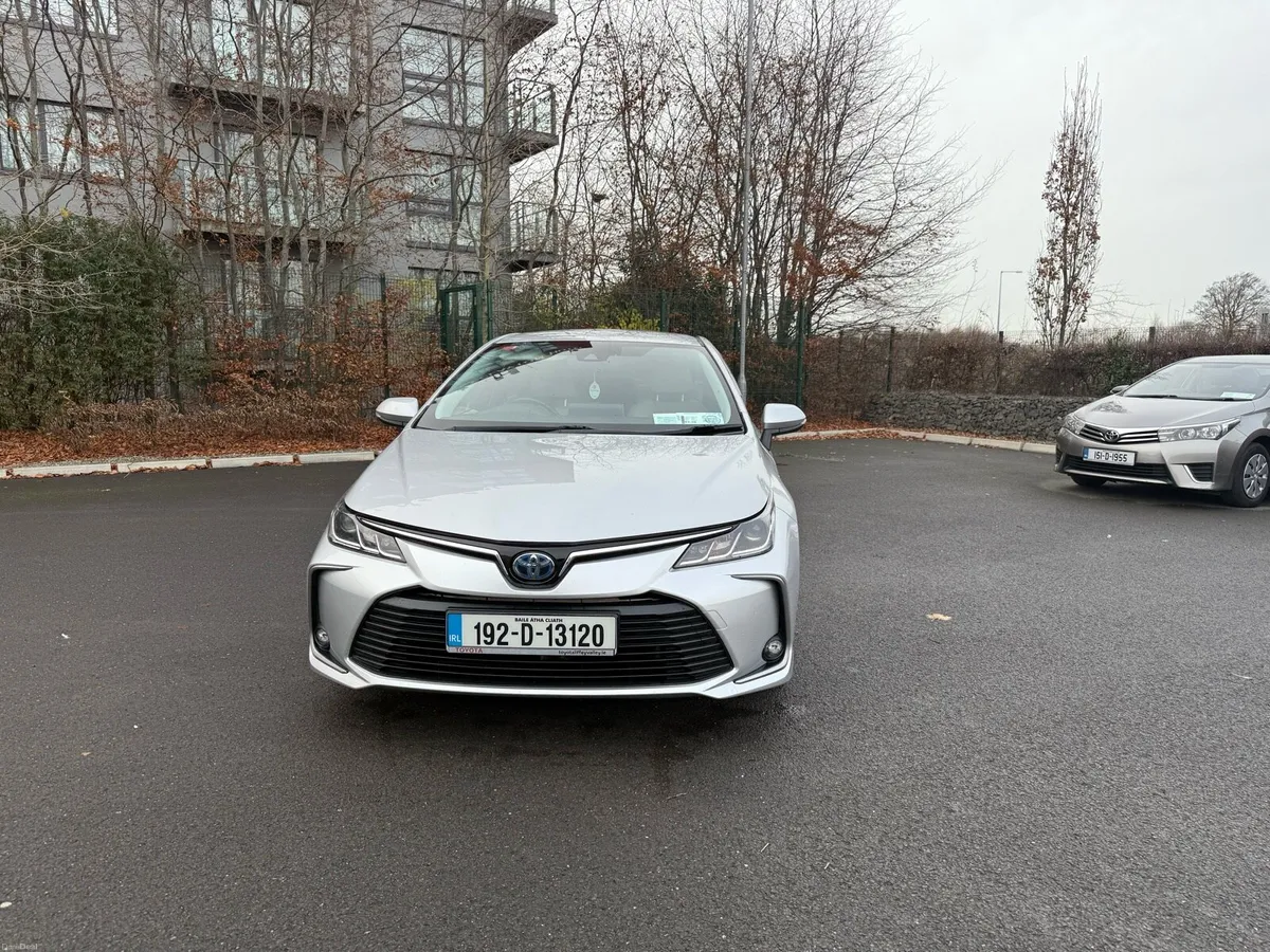 Toyota Corolla Hybrid Luna Sport - 1 YEAR WARRANTY - Image 4