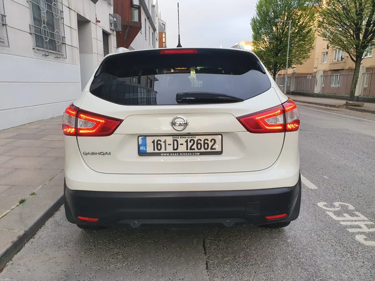 Nissan Qashqai 2016 automatic 1.2 petrol €5990 - Image 3