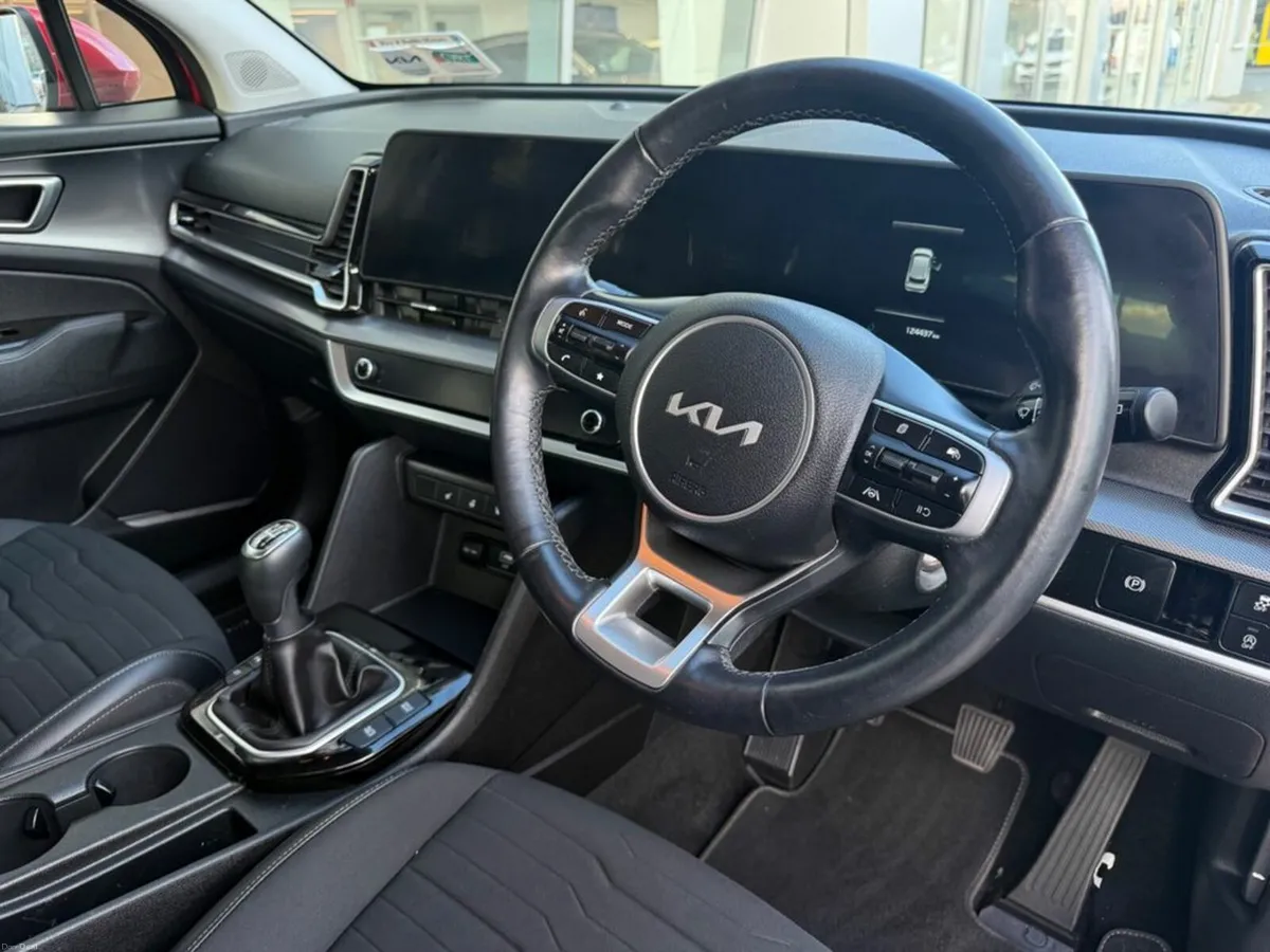 Kia Sportage Manual 5DR - Image 2