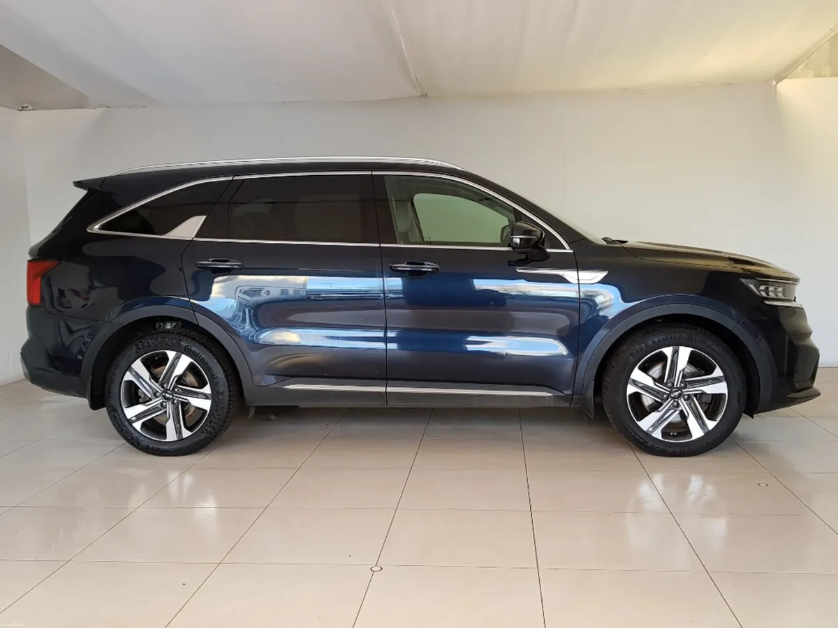 Kia Sorento DSL MY23 SAM 5DR Auto - Image 2
