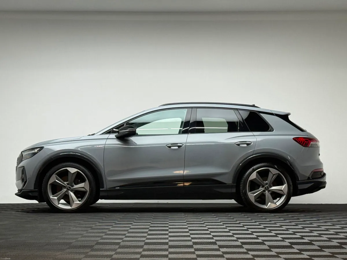 Audi Q4 e-tron 50 BLACK EDITION QUATTRO - Image 4
