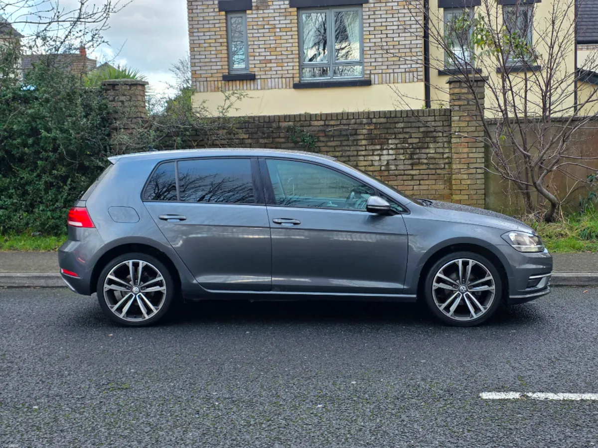 Volkswagen Golf Comfortline 1.0tsi M6F 110HP 5 - Image 3