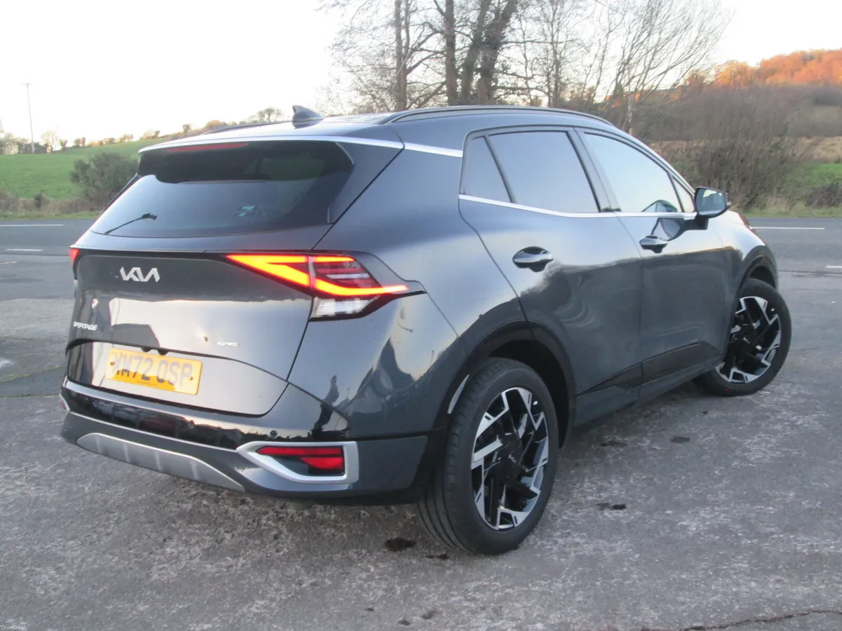 2023  KIA  SPORTAGE  1.6  T  GDI  GT-LINE  5DR - Image 4