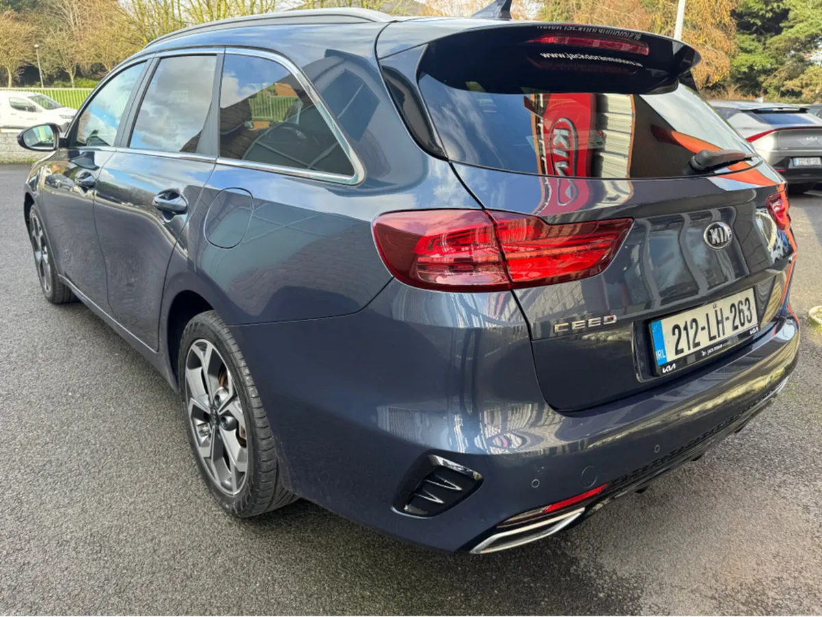Kia Ceed SW PHEV***Deposit Taken*** - Image 4