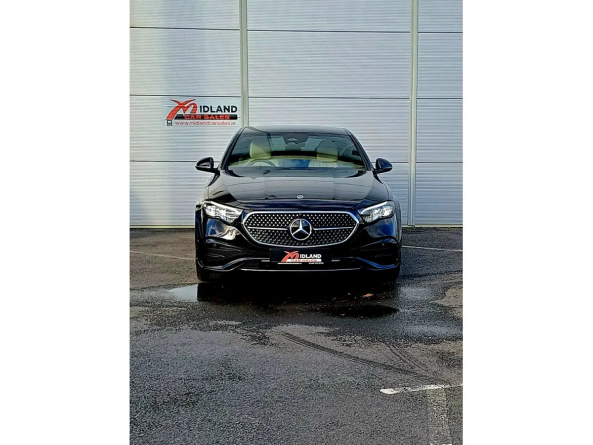 Mercedes-Benz E-Class E 220 d AMG LINE Advance - Image 3