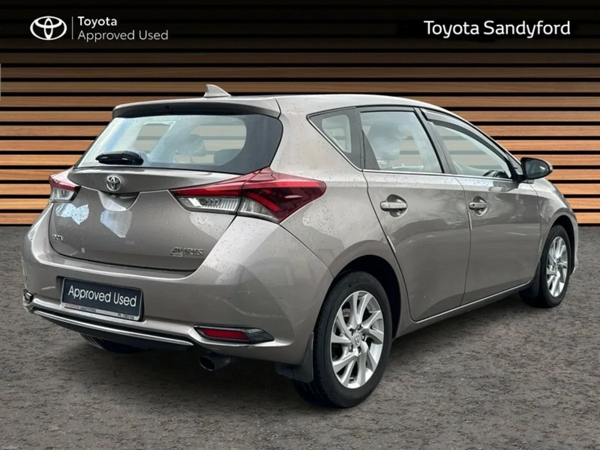 Toyota Auris 1.2T LUNA // AIR CON // BLUETOOTH // - Image 2