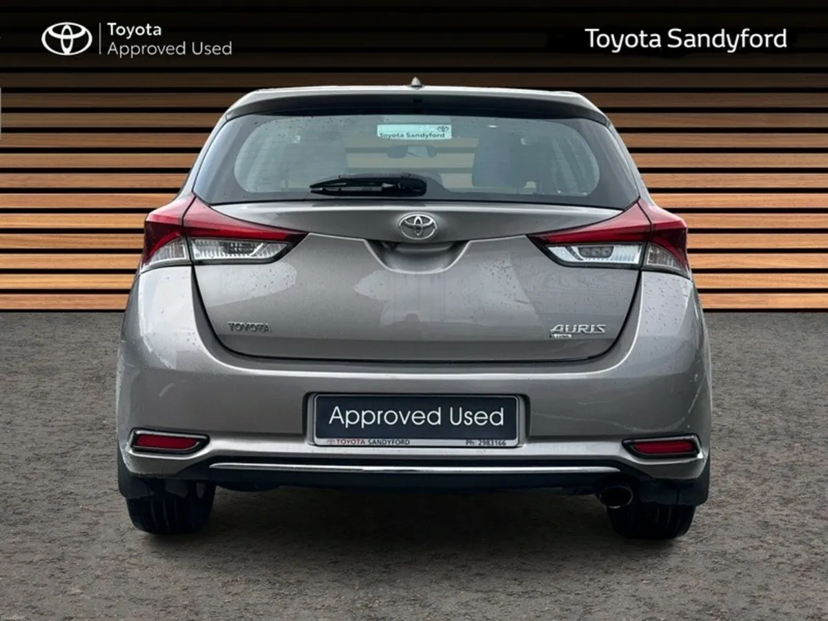 Toyota Auris 1.2T LUNA // AIR CON // BLUETOOTH // - Image 4