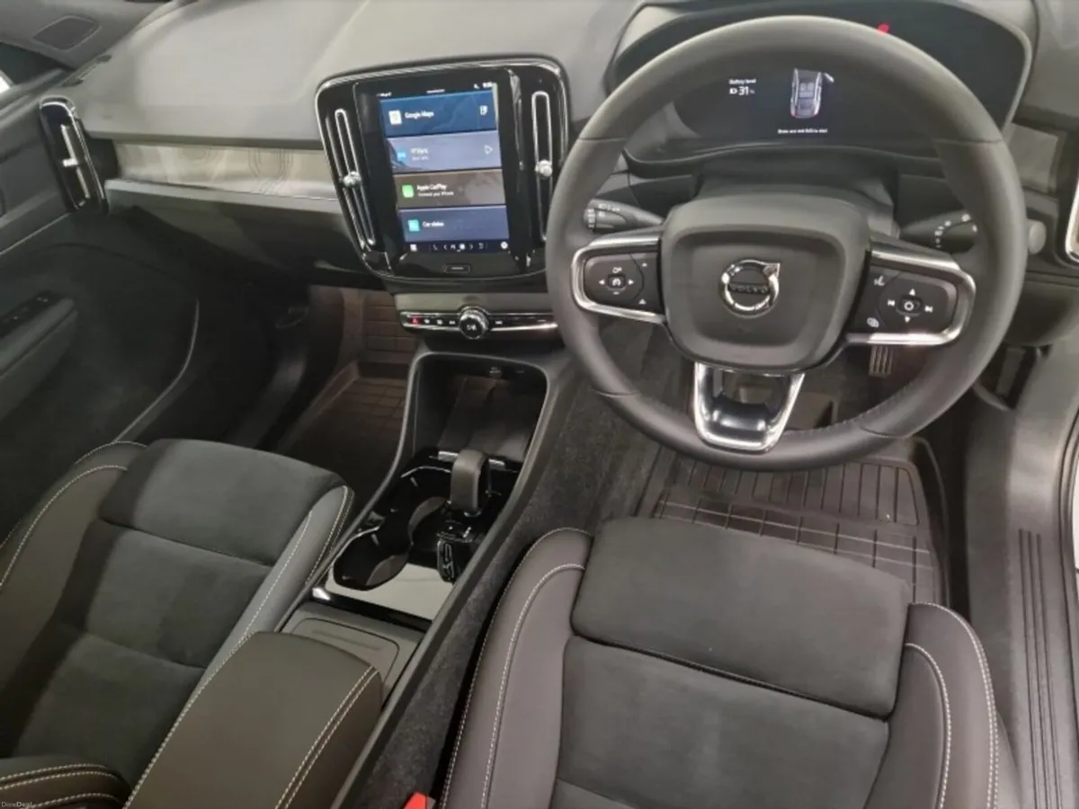 Volvo C40 BEV Recharge 238hp RWD Plus - Image 3