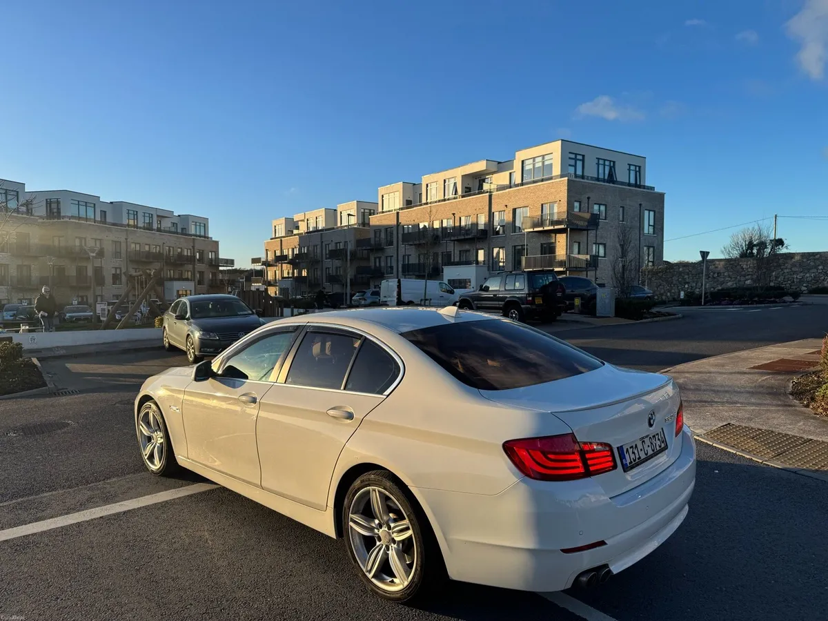 BMW F10 ALPHINE WHITE NCT&TAX €5950 2013 automatic - Image 4