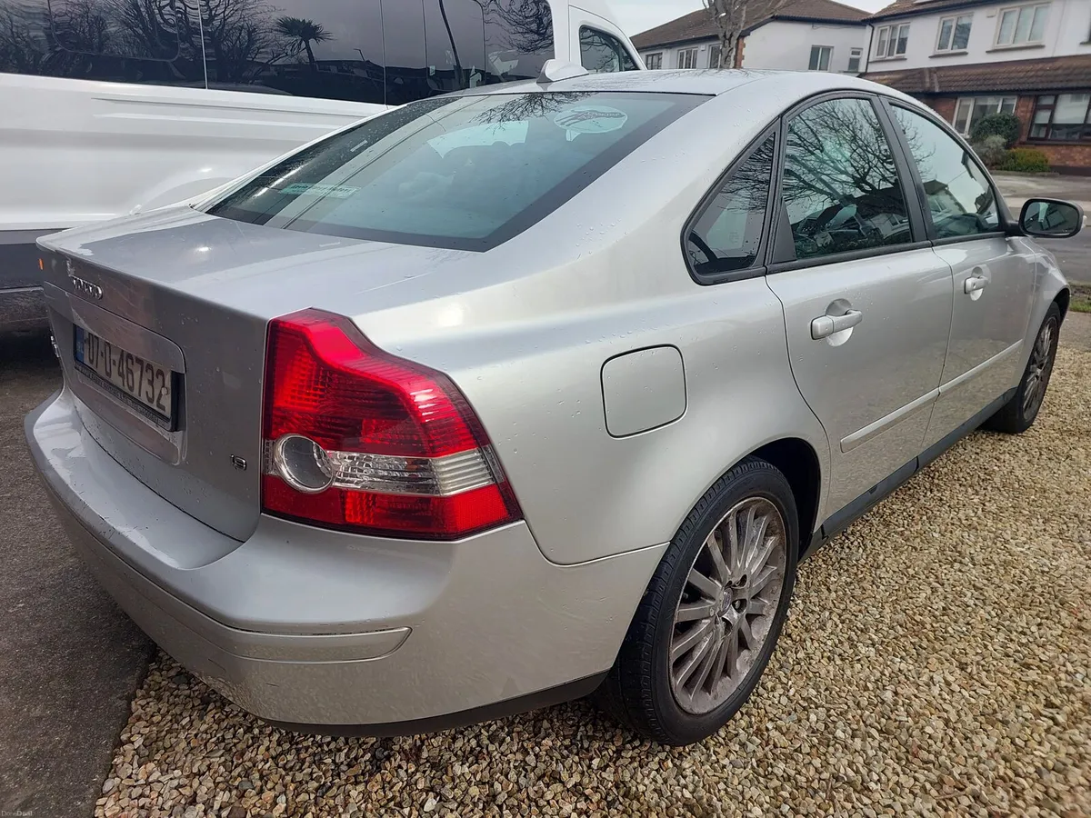 Volvo S40 2007 - Image 2