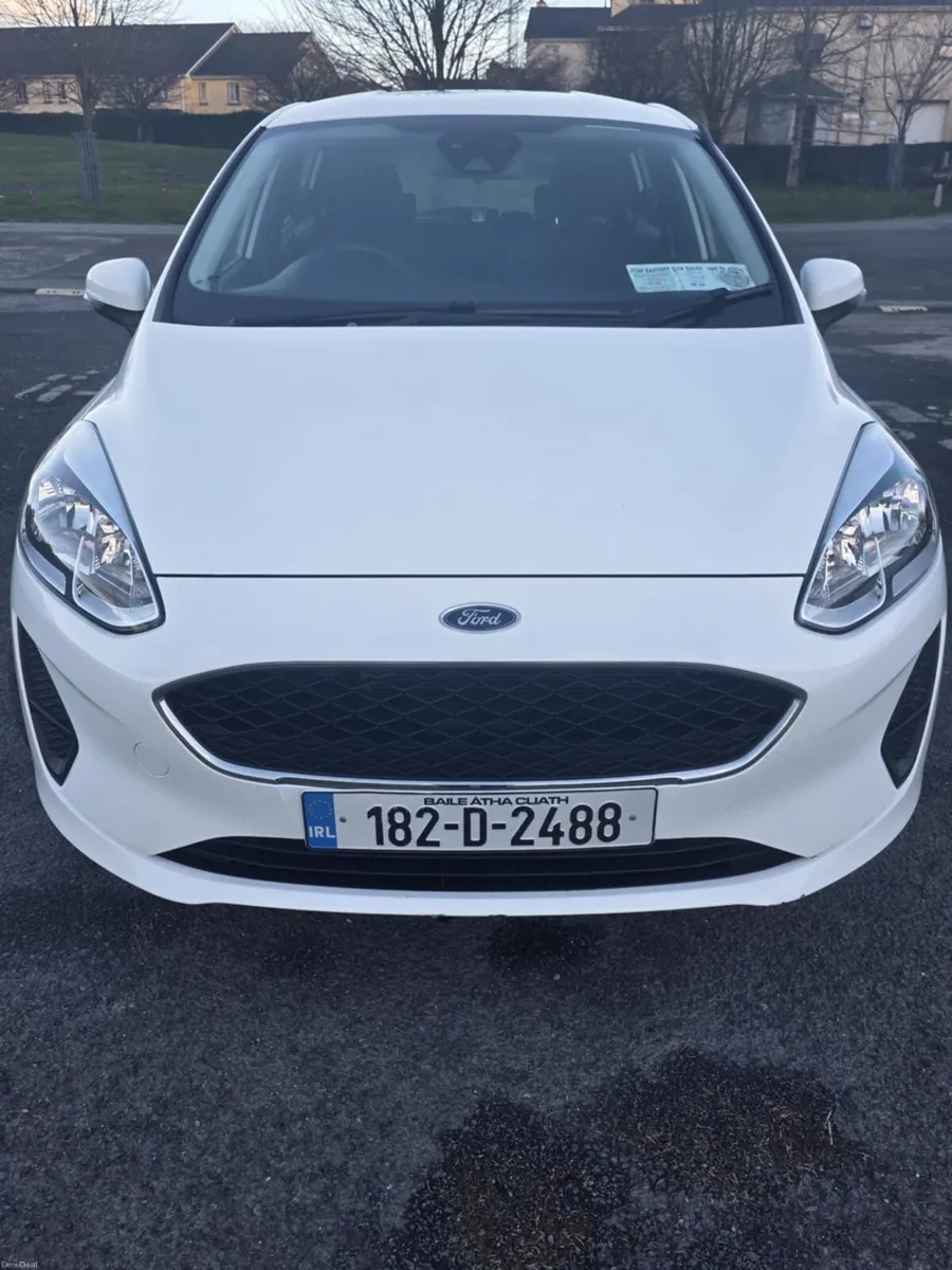 Ford Fiesta 2018 White - Image 1