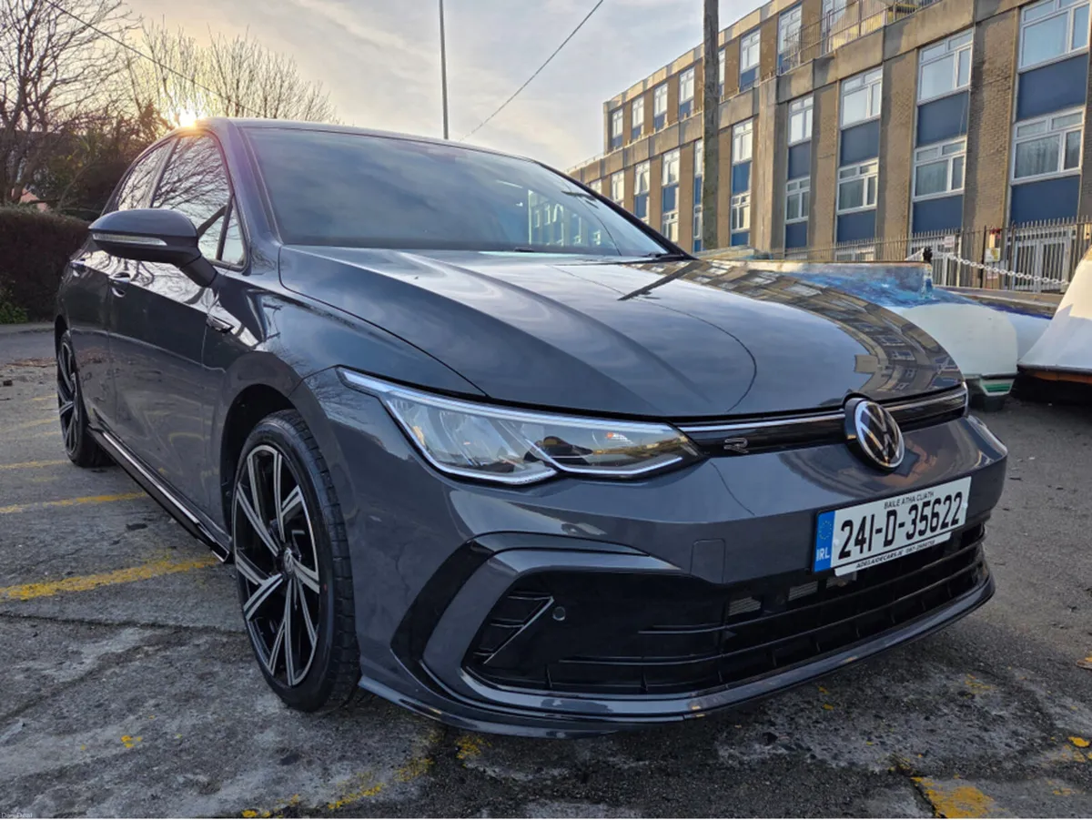 Volkswagen Golf LIFE 2.0 TDI 115HP 5DR WITH A GENU - Image 2