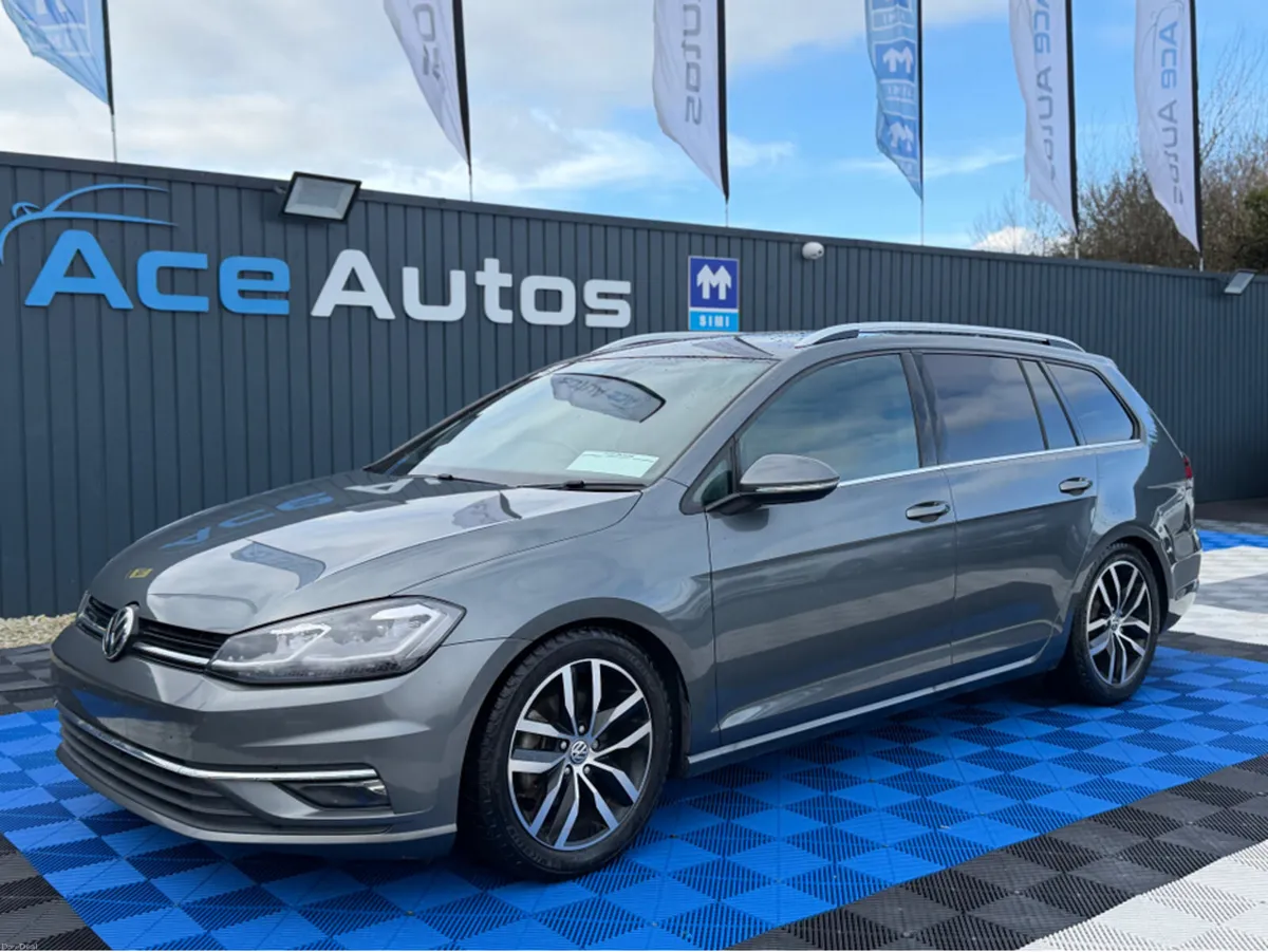 Volkswagen Golf HIGHLINE PREMIUM - 1.4 PETROL - AU - Image 3