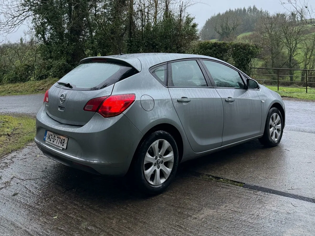 Opel Astra - Image 5