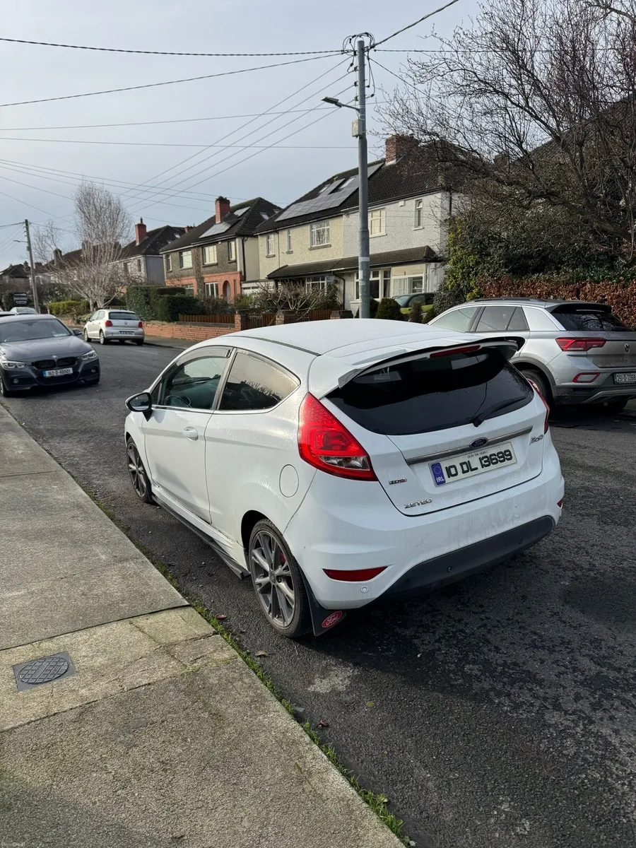Ford Fiesta - Image 1