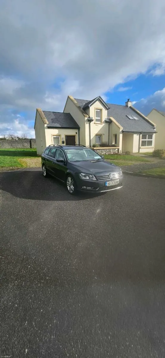 2014 vw passat estate 2.0 Tdi highline sport - Image 4