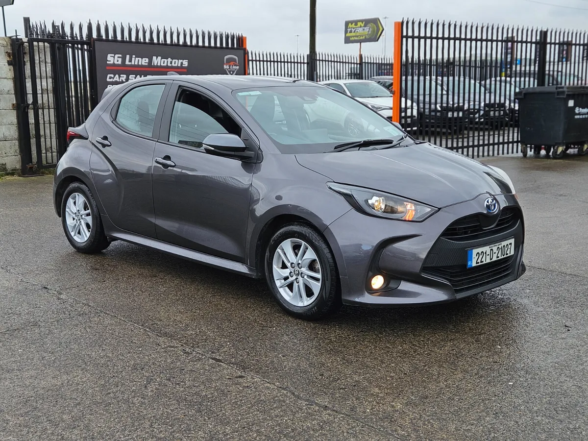 Yaris Hybrid Luna 4DR – Automatic, High Spec - Image 1