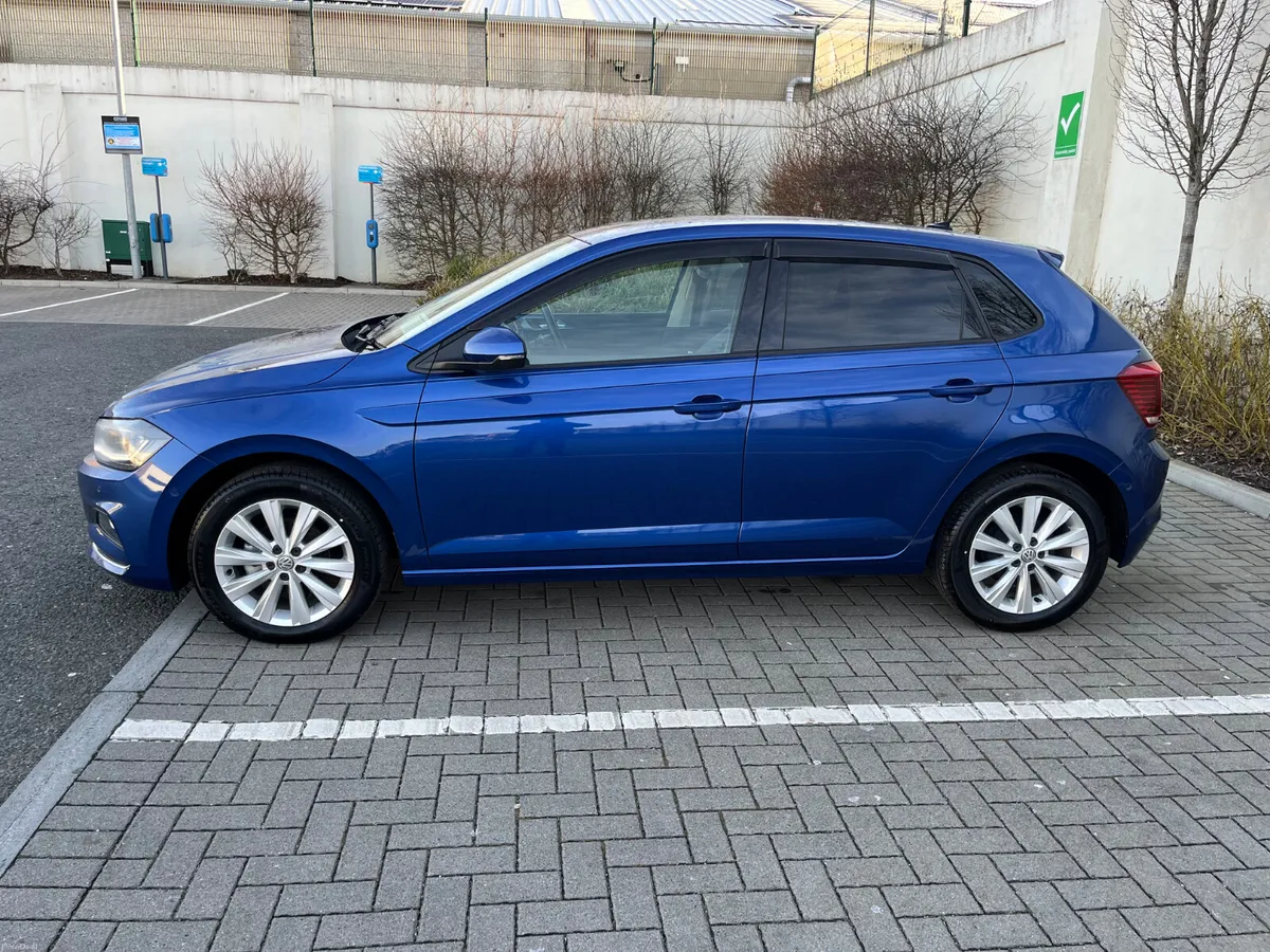 Volkswagen Polo 2018 HIGHLINE, 1 L AUTOMATIC PETRO - Image 4
