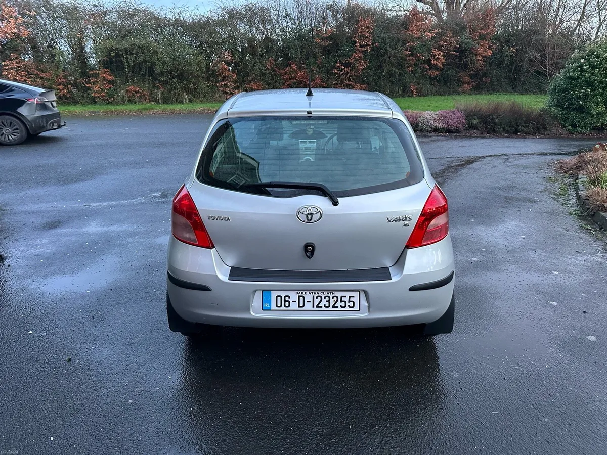 Toyota Yaris - Image 2