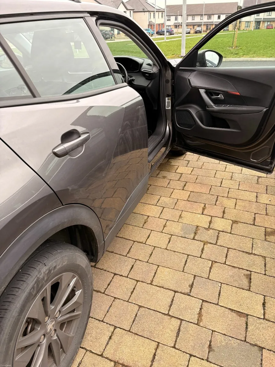 Peugeot 2008 2021 - Image 4