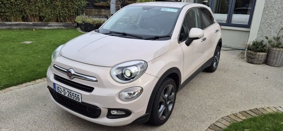2015 Fiat 500x Lounge - Image 1