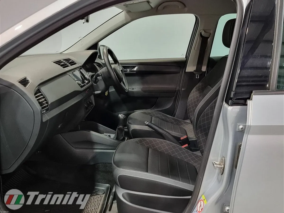 Skoda Fabia ** AMBITION ** 1.0MPI 60HP ** TRINITY - Image 4