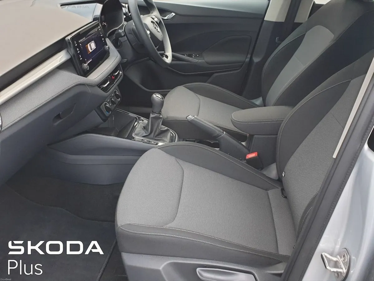 Skoda Fabia ** BEST VALUE ** SELECTION ** 1.0 MPI - Image 4