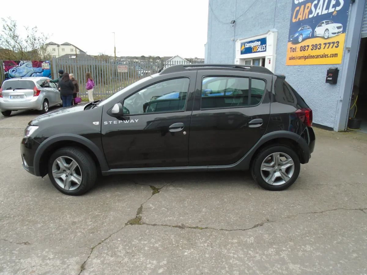 Dacia Sandero Stepway 2020 LOW KMS - Image 3
