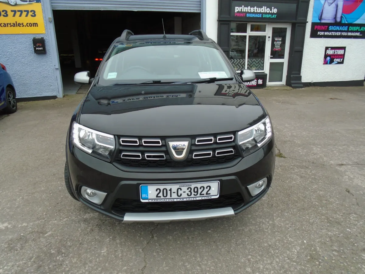 Dacia Sandero Stepway 2020 LOW KMS - Image 2