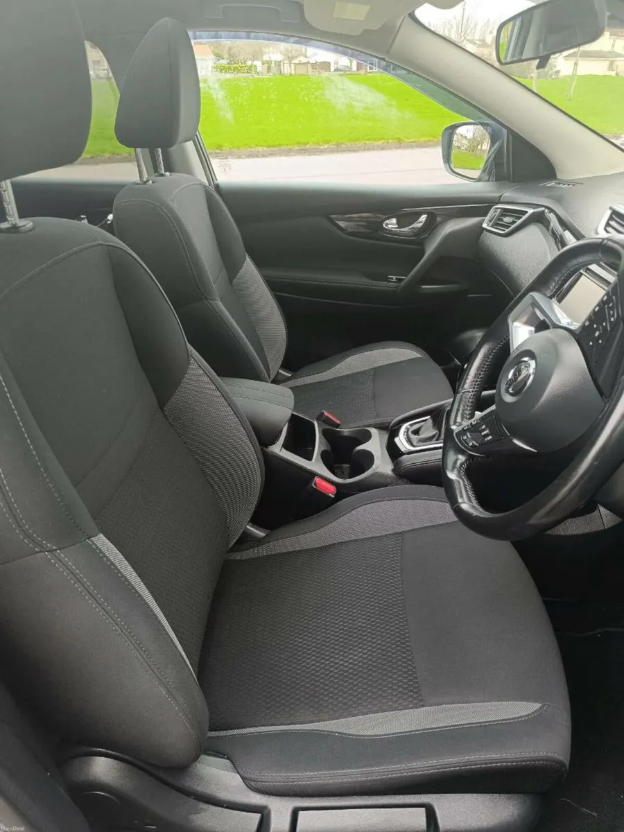 Nissan Qashqai 2018 - Image 3