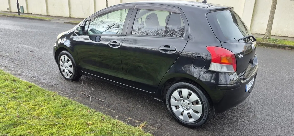 09 Toyota Vitz Auto New NCT and taxed - Image 1