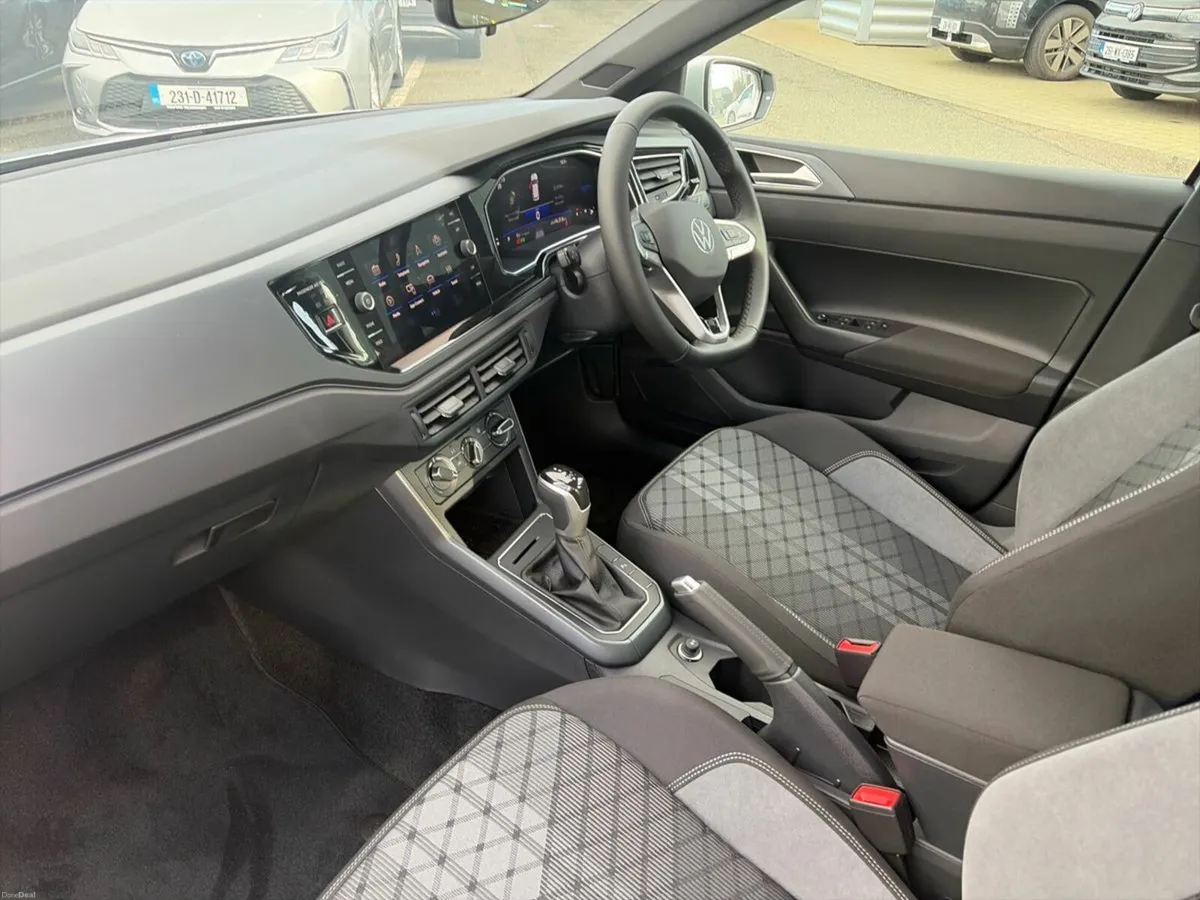 Volkswagen Polo R-LINE 1.0 TSI 95HP AUTO - Image 3