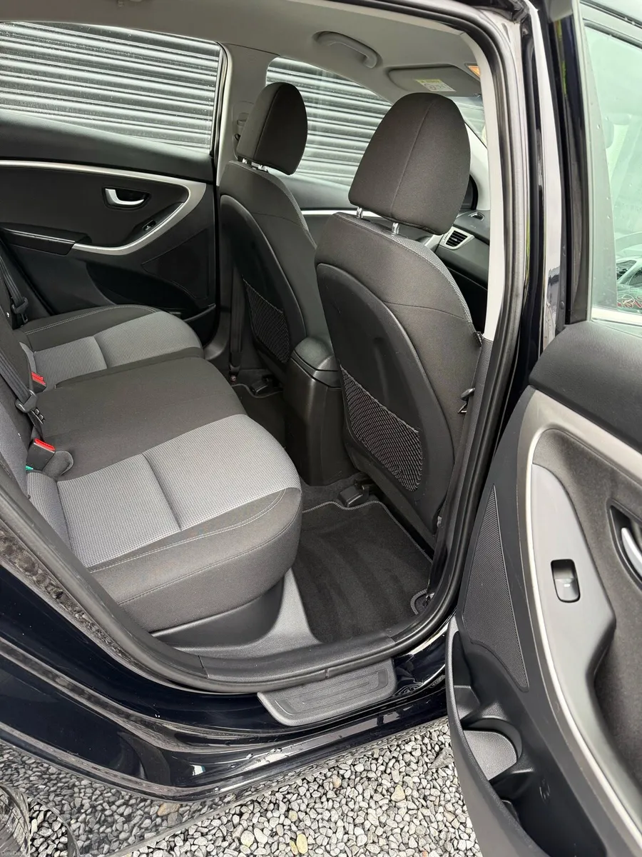 152 Hyundai i30 Diesel - Image 4