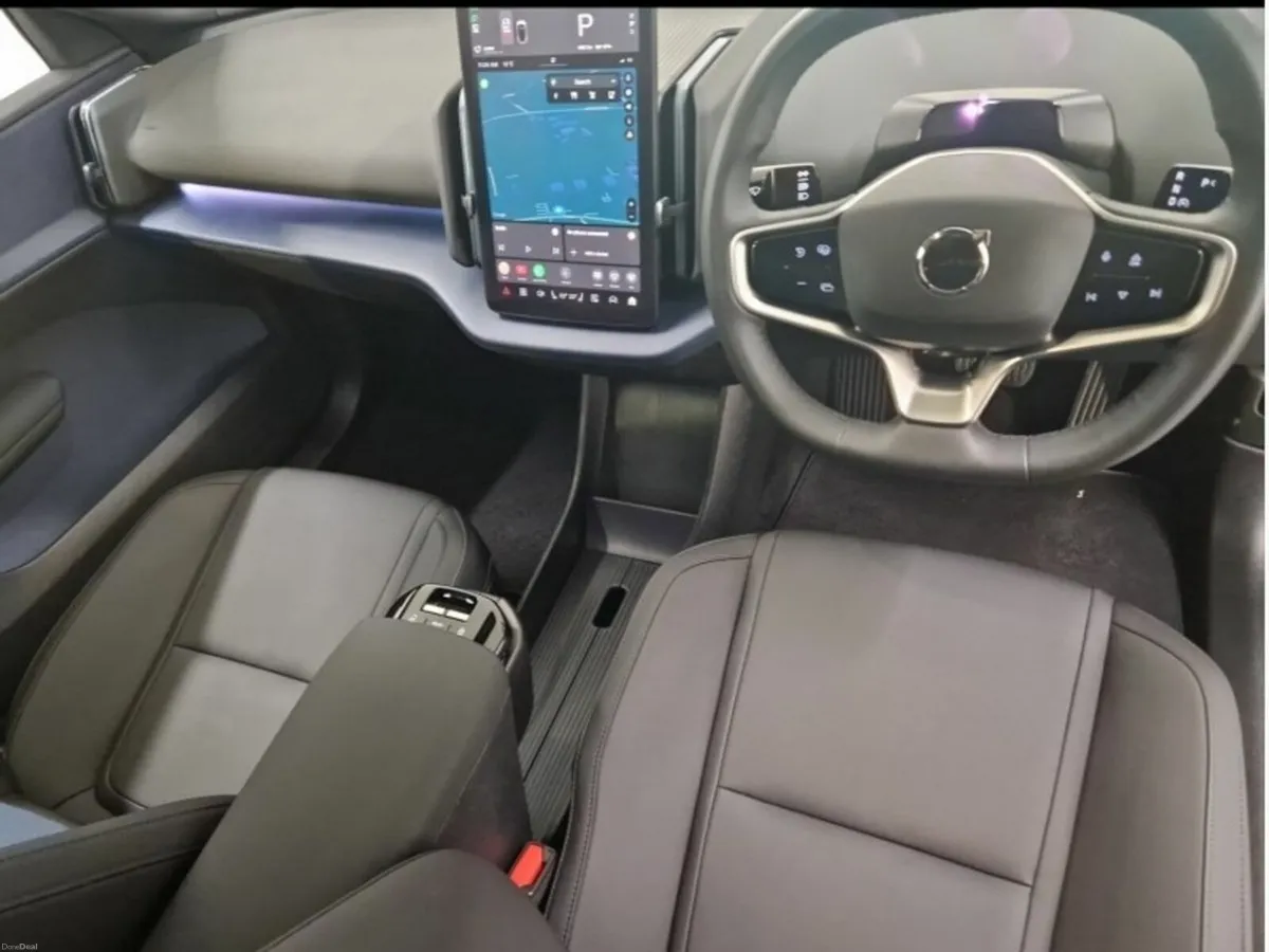 Volvo EX30 Ultra Extended Range - Image 4