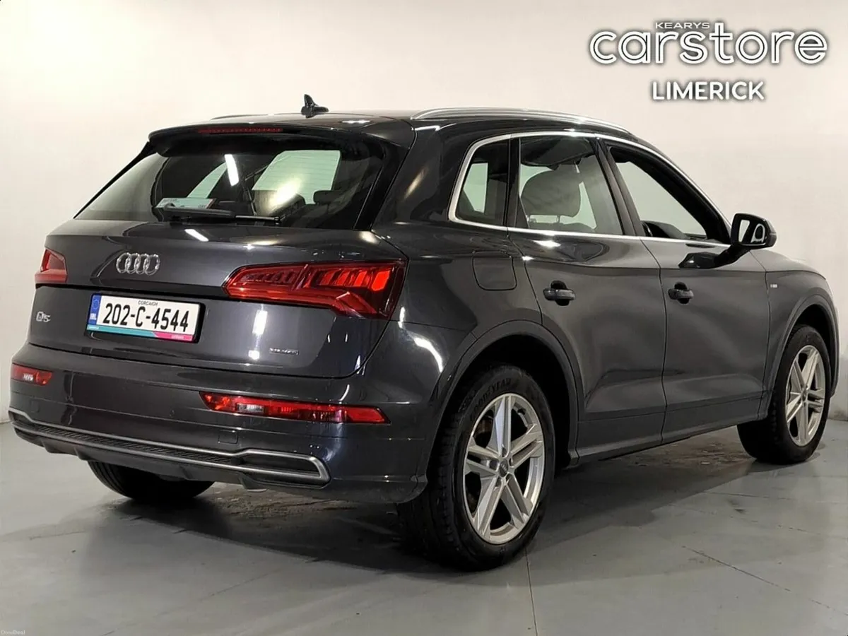 Audi Q5 50TFSI e S Line Auto - Image 3