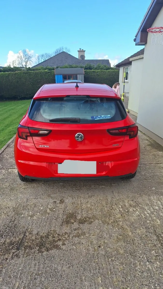 Vauxhall Astra 2017 - Image 2