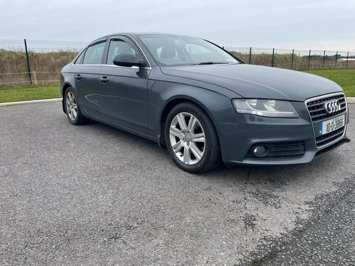 Audi A4 B8 - Image 1
