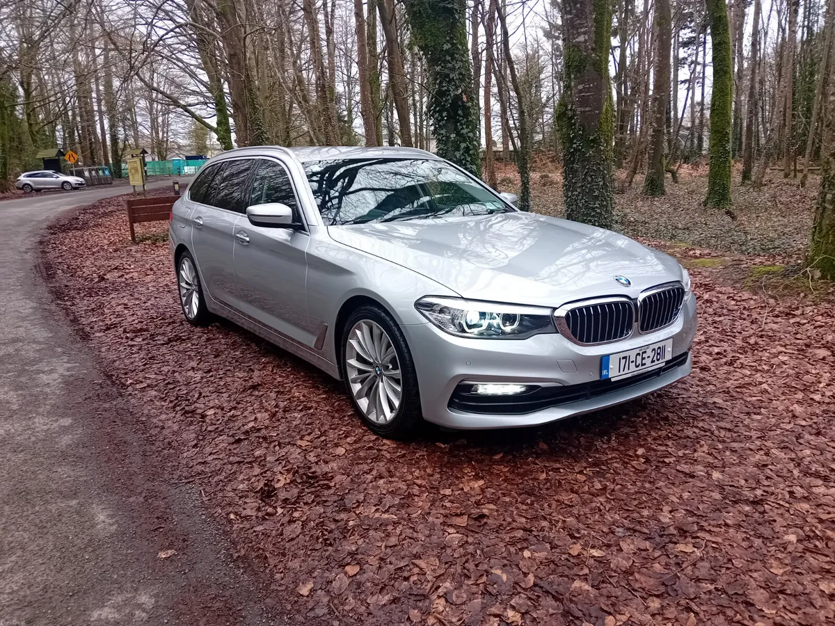 171 BMW 520D 190 BHP SE ESTATE AUTO - Image 3
