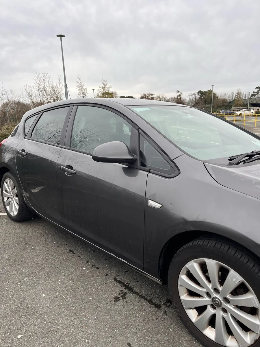2010 Opel Astra 1.4 - Image 2