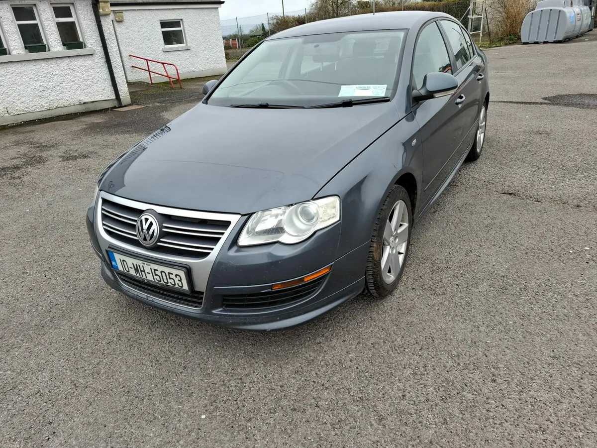 Volkswagen Passat 2010 - Image 3