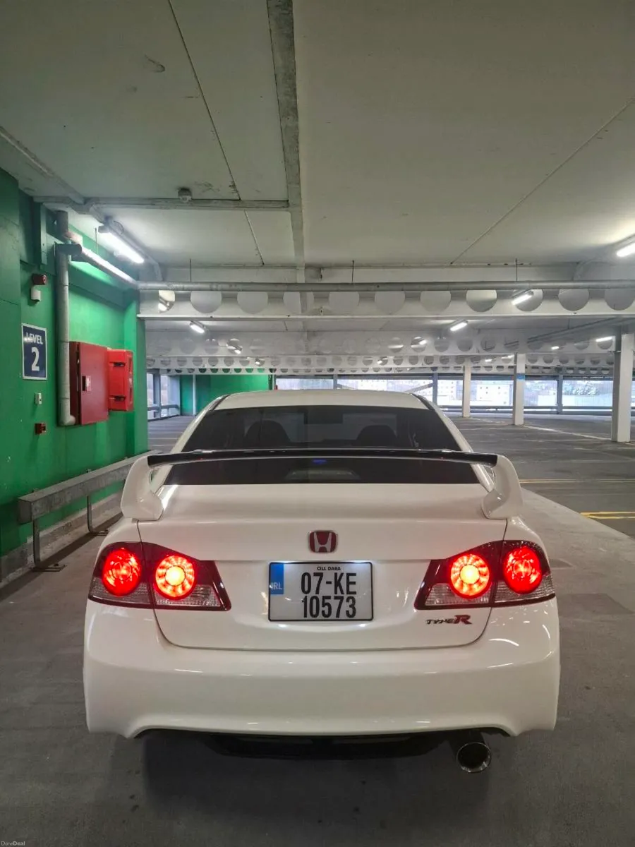 Honda Civic Type R FD2 - Image 2