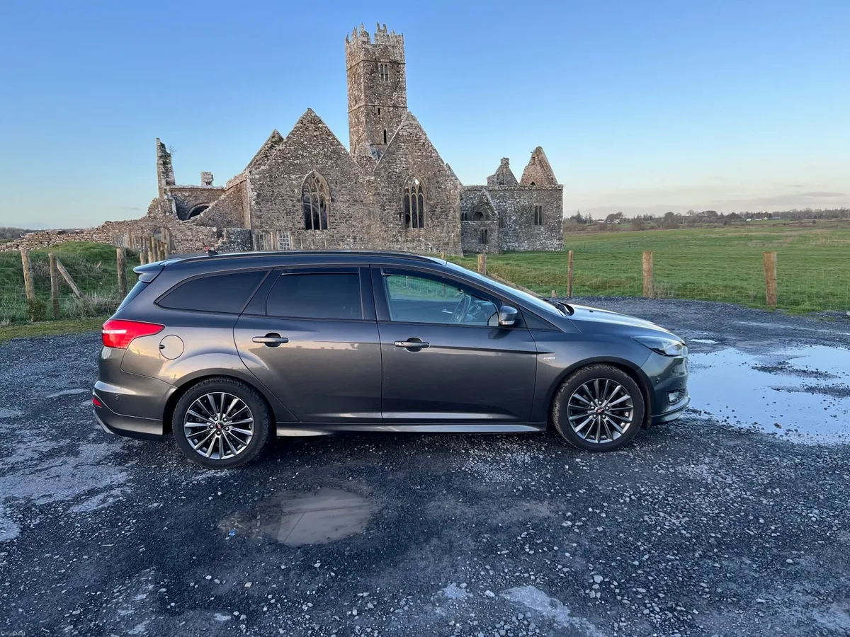 Ford Focus 2017 - Image 4