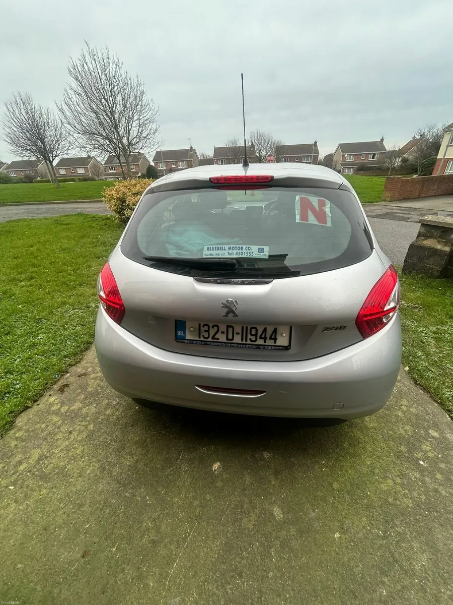 Peugeot 208 2013 - Image 2