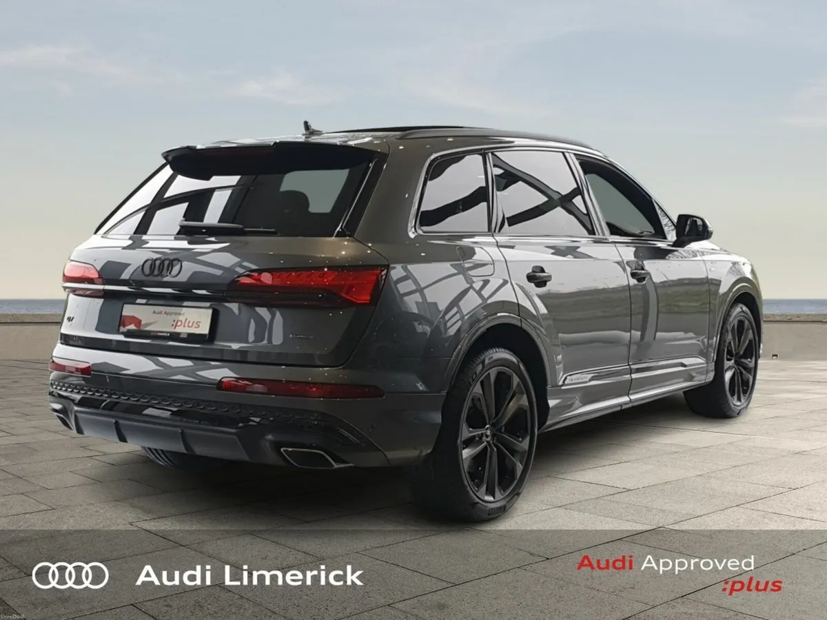 Audi Q7 BRAND NEW S line TFSI e quattro 367HP tipt - Image 3