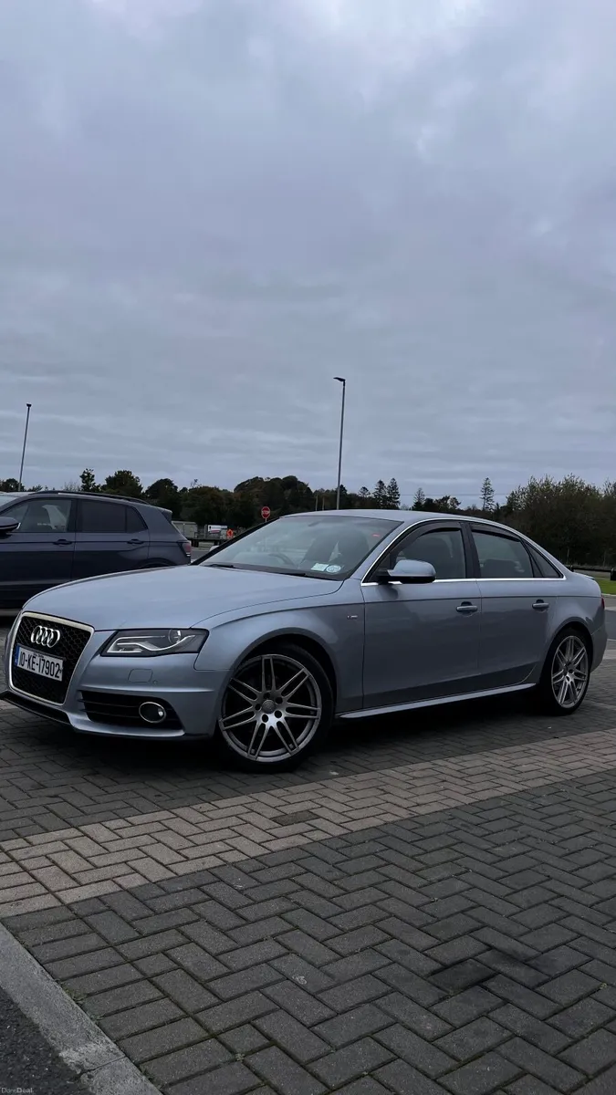 Audi A4 2010 - Image 3