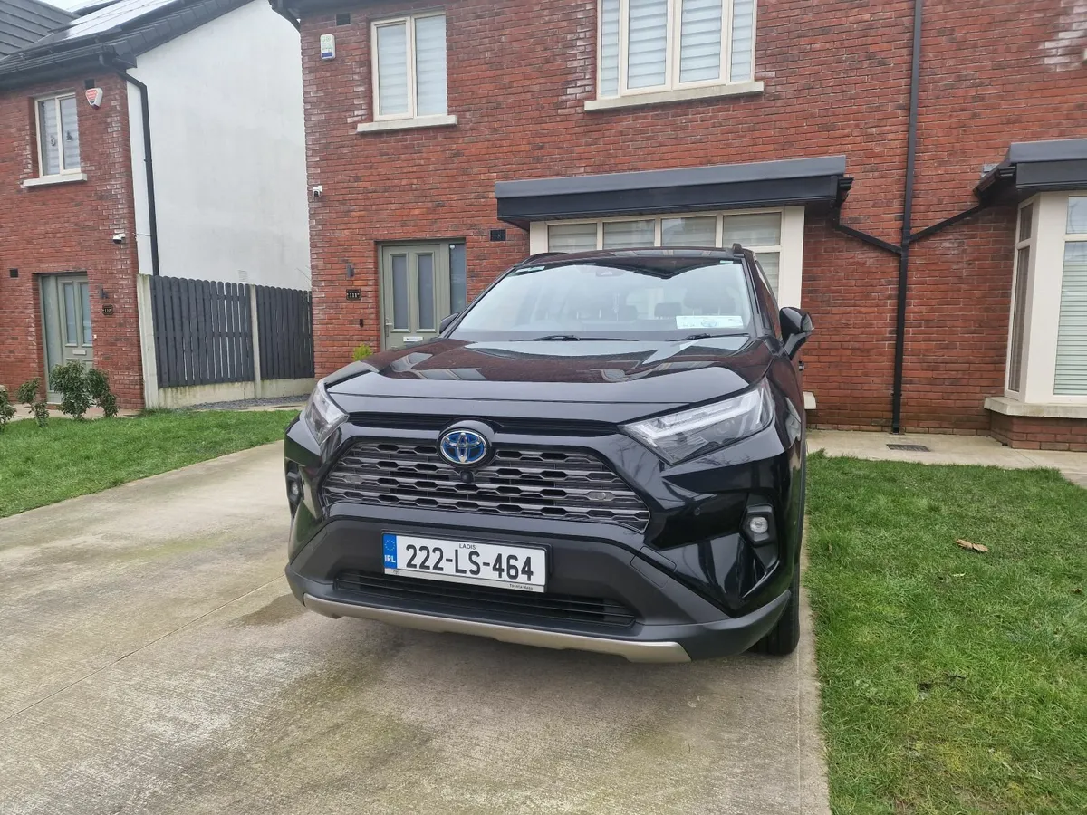 Toyota RAV4 2022 Platinum  LowMileage!!! - Image 4