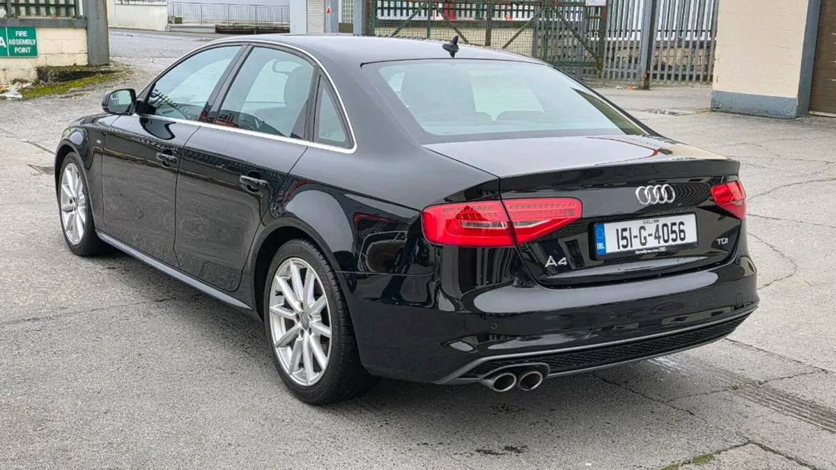 Audi A4 2.0 TDI 120HP SE - S Line Exterior Pack - Image 3