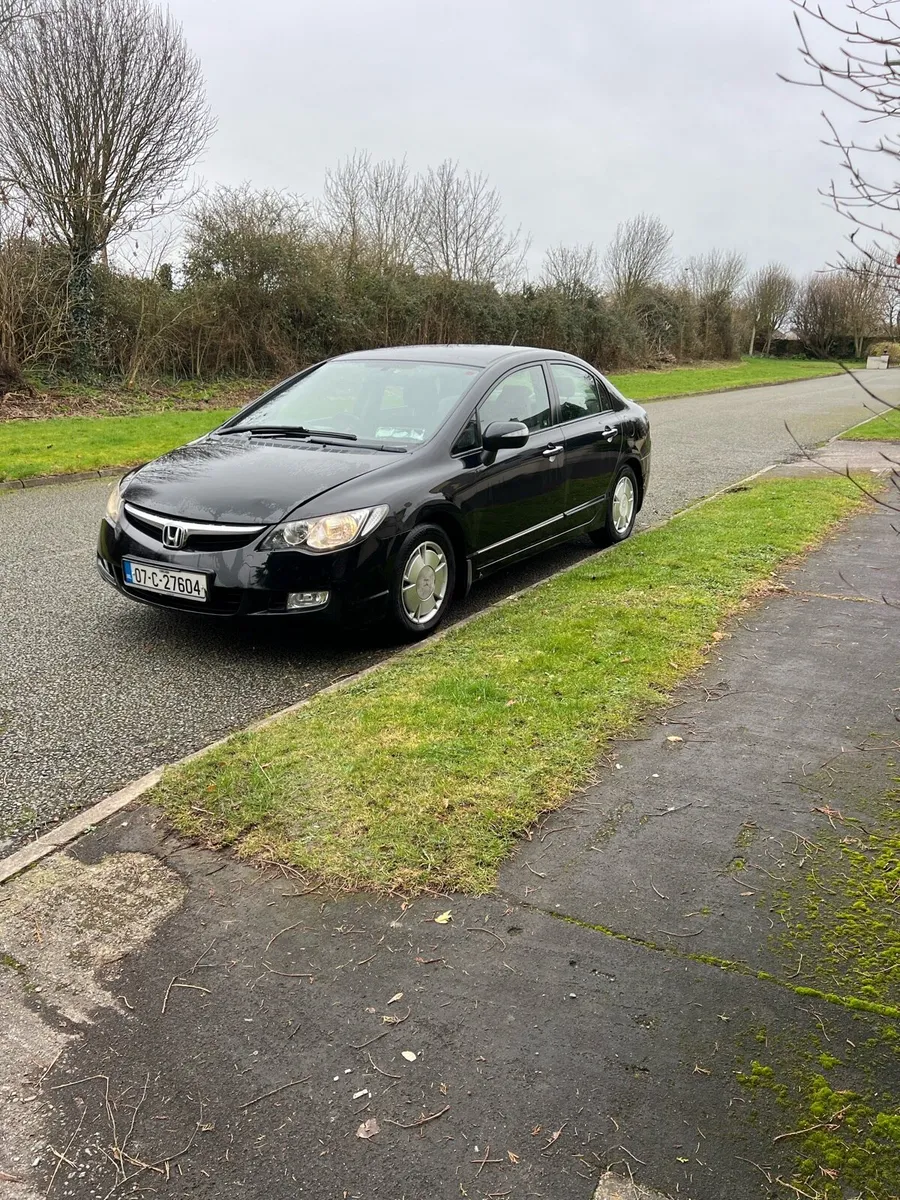 HONDA CIVIC 1.3 AUTOMATIC, PETROL HYBRID,NEW NCT - Image 3