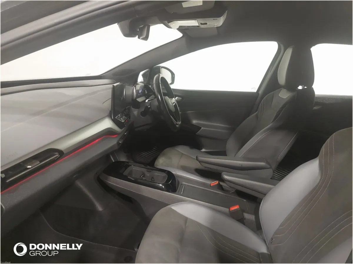 Volkswagen ID.4 Estate Life Pure - Image 2