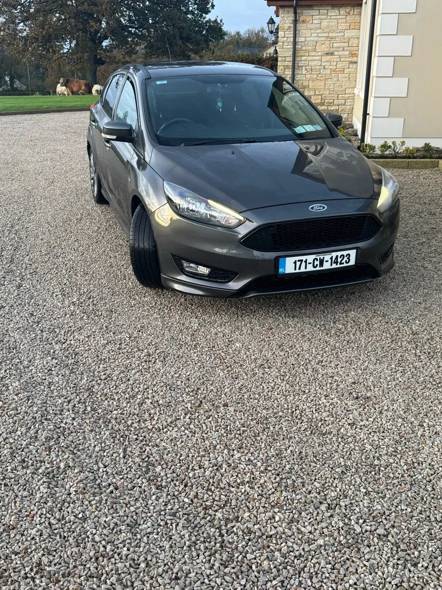 Ford focus ST 1.5 TDCI. Automatic - Image 2